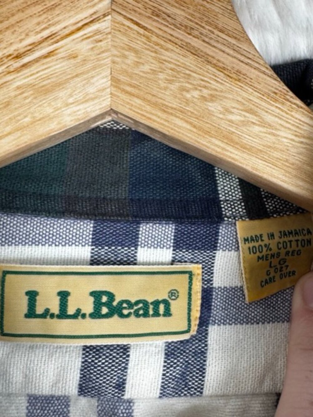 Vintage LL Bean Plaid Button Up Shirt Men's Large Jamaica Made Green Blue Cotton - Picture 3 of 7